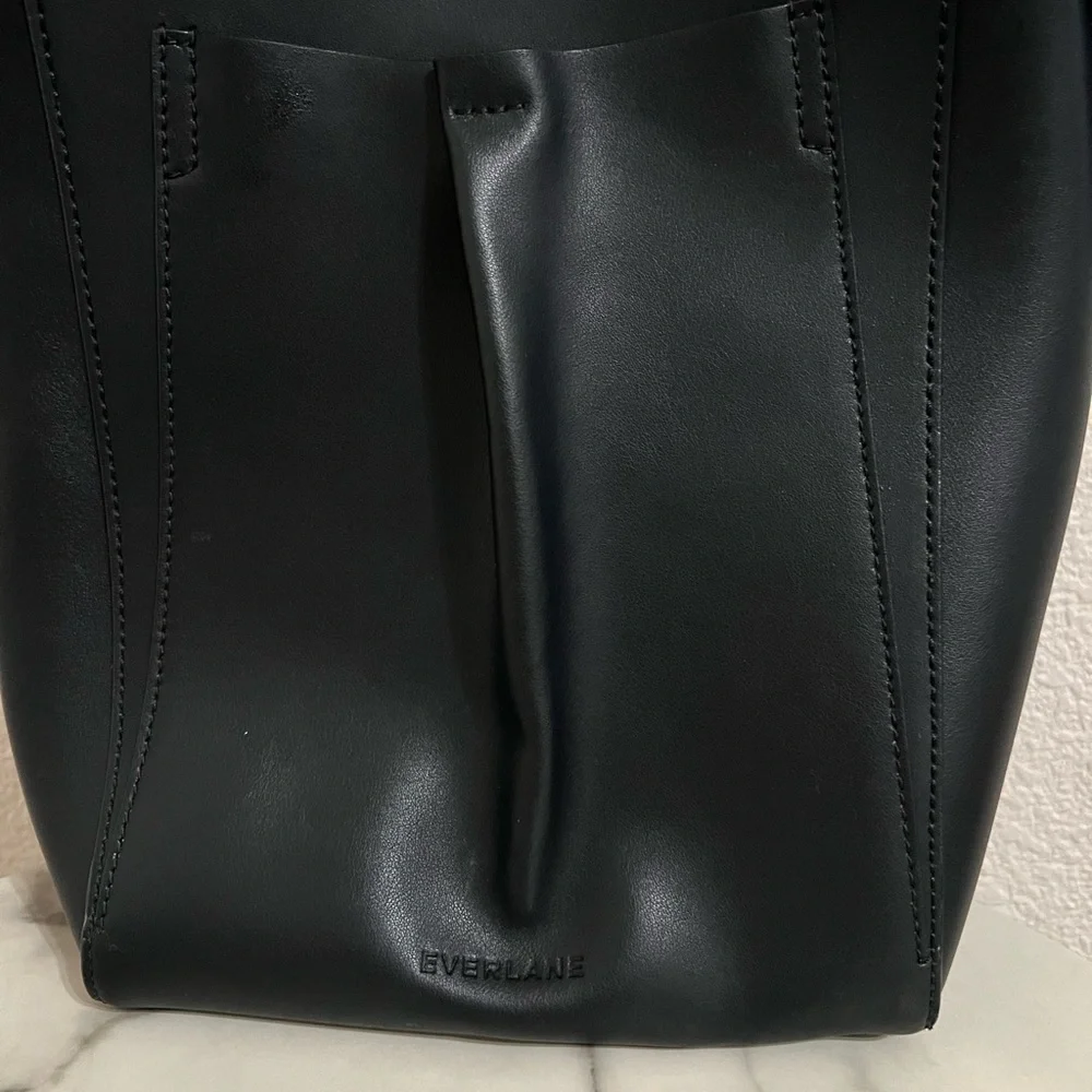 Everlane The Mini Studio Bag Black Leather Crossbody - Picture 2 of 8